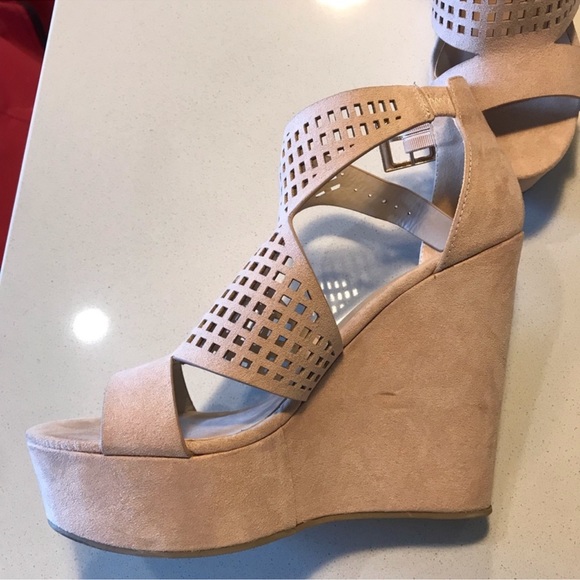 Tan Suede Summer Wedge - Picture 3 of 4